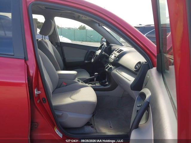 12712431 :رقم المزاد ، 2T3ZF4DV7CW137679 vin ، 2012 Toyota Rav4 مزاد بيع