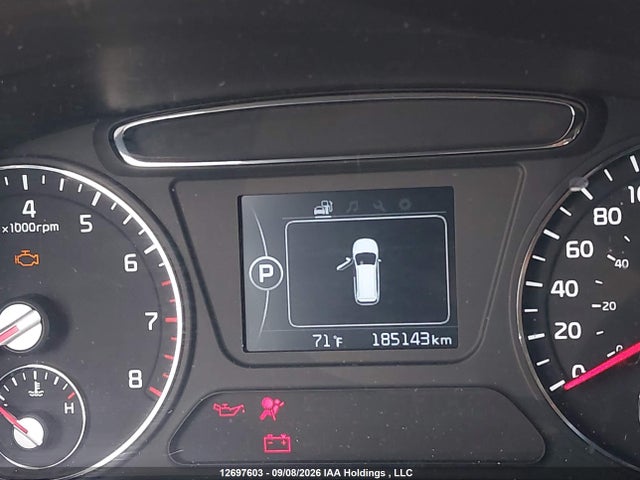 5XYPGDA56GG064639 KIA Sorento 3.3l Lx +