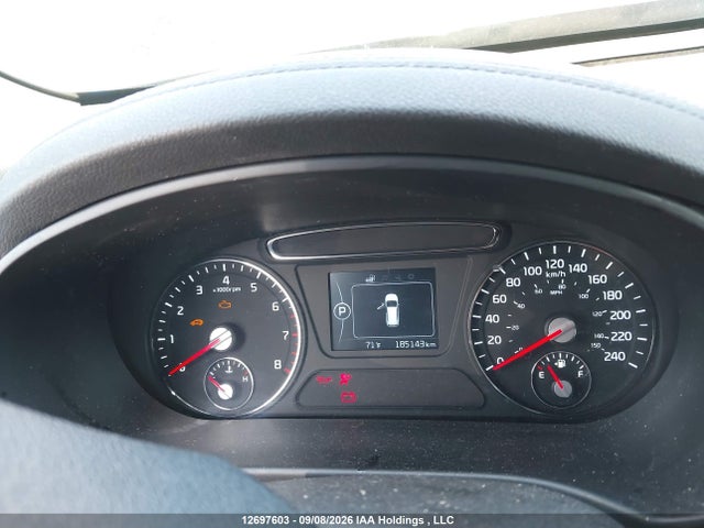 5XYPGDA56GG064639 KIA Sorento 3.3l Lx +