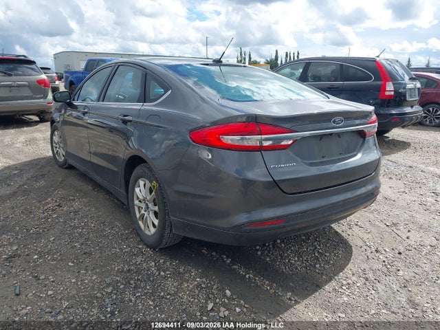 Ford FUSION S 2017 3FA6P0G75HR197239 Image 3