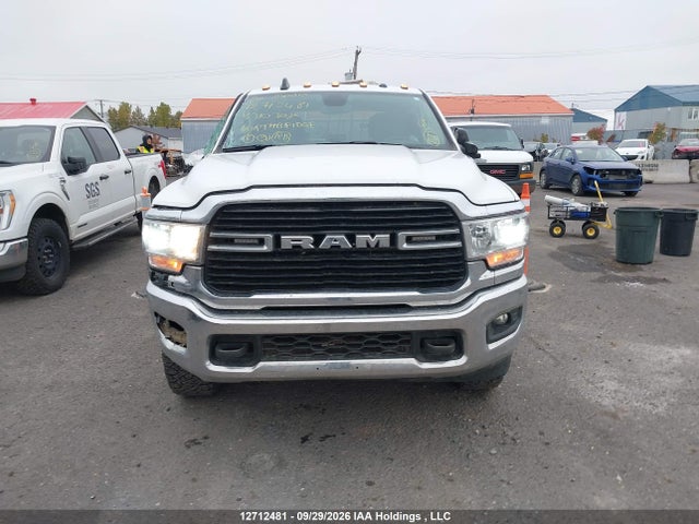 12712481 :رقم المزاد ، 3C6UR5JJ5LG310308 vin ، 2020 Ram 2500 Big Horn مزاد بيع