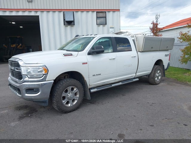 12712481 :رقم المزاد ، 3C6UR5JJ5LG310308 vin ، 2020 Ram 2500 Big Horn مزاد بيع
