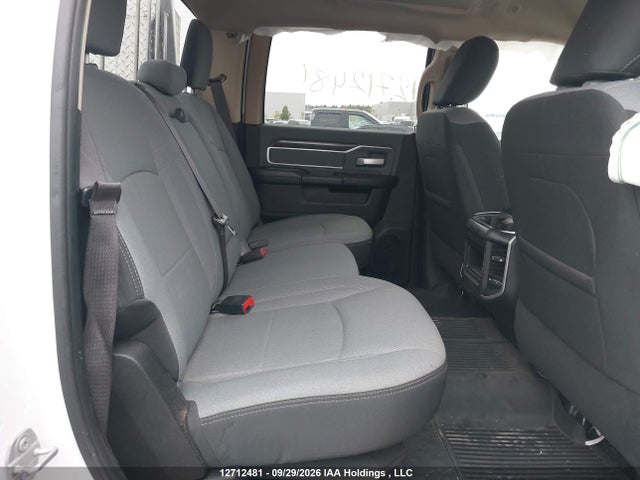 12712481 :رقم المزاد ، 3C6UR5JJ5LG310308 vin ، 2020 Ram 2500 Big Horn مزاد بيع