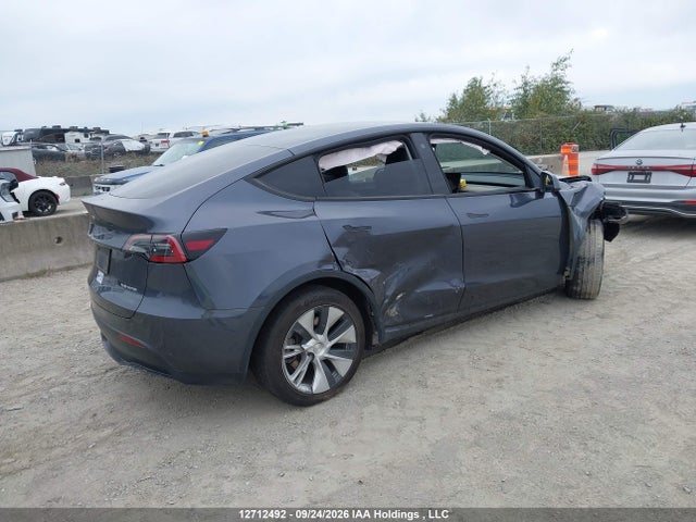 Tesla Model Y 2023 7SAYGDEE3PF771643 Image 4