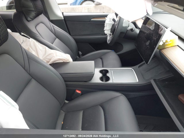 Tesla Model Y 2023 7SAYGDEE3PF771643 Image 5