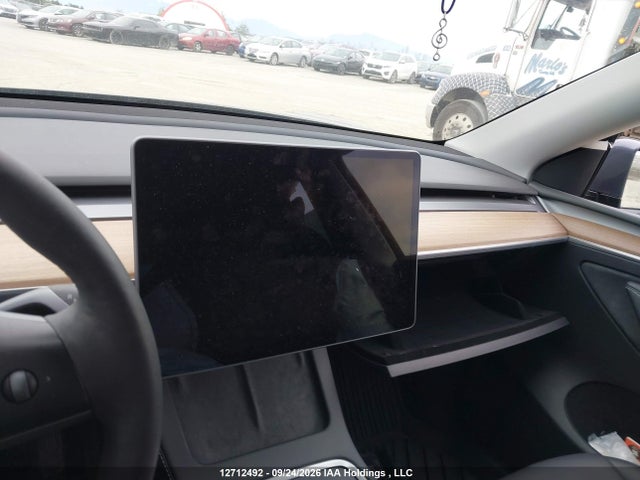 Tesla Model Y 2023 7SAYGDEE3PF771643 Image 7