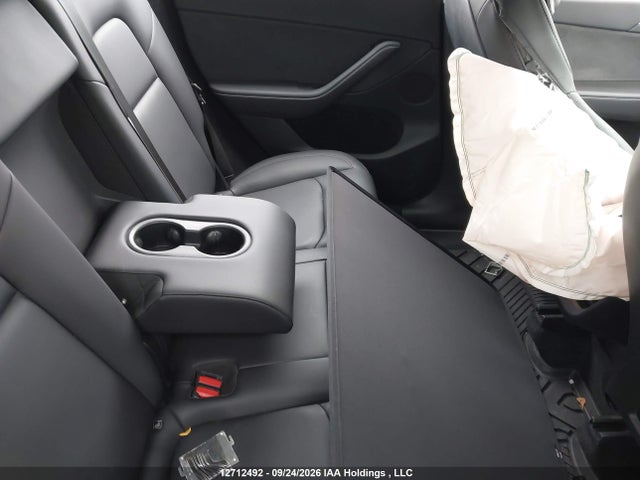 Tesla Model Y 2023 7SAYGDEE3PF771643 Image 8