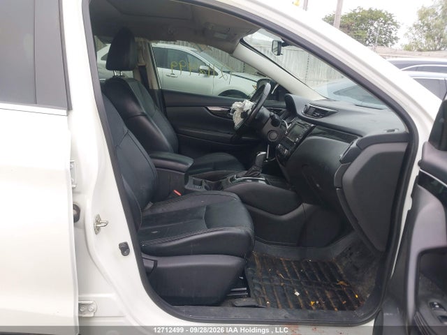 JN1BJ1CR2KW337973 Nissan Qashqai S/sl/sv