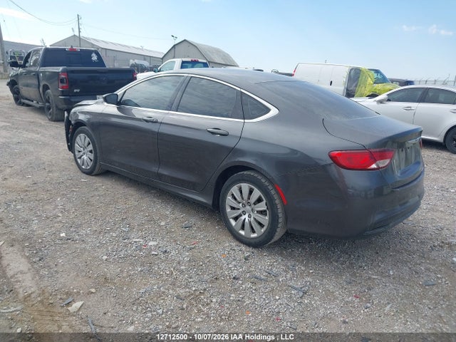 Chrysler 200 LX 2015 1C3CCCFB3FN549805 Image 3
