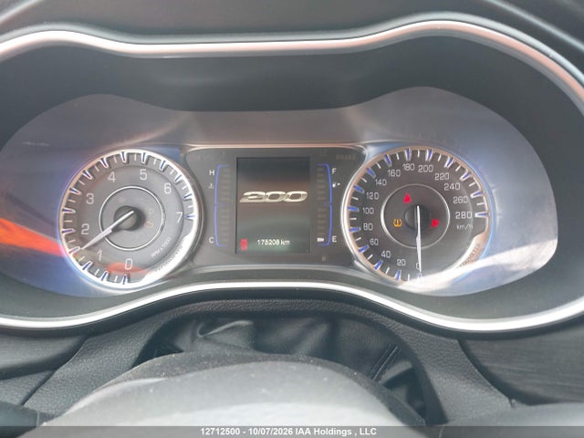 Chrysler 200 LX 2015 1C3CCCFB3FN549805 Image 7