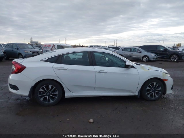 12712519 :رقم المزاد ، 2HGFC1F48HH103788 vin ، 2017 Honda Civic Ex-t مزاد بيع