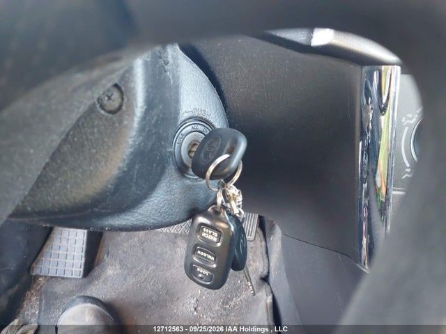 12712563 :رقم المزاد ، 2T1KR32E27C628425 vin ، 2007 Toyota Matrix Wagon مزاد بيع