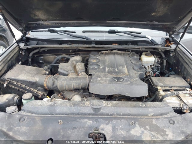 Toyota 4RUNNER SR5 2015 JTEBU5JR1F5236347 Image 10