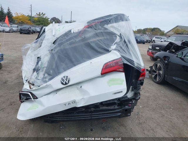 12712611 :رقم المزاد ، 3VV4X7B28RM012588 vin ، 2024 Volkswagen Taos مزاد بيع