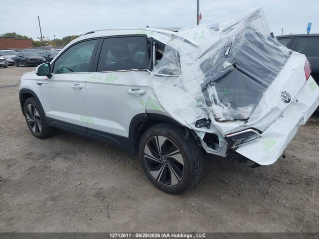 12712611 :رقم المزاد ، 3VV4X7B28RM012588 vin ، 2024 Volkswagen Taos مزاد بيع