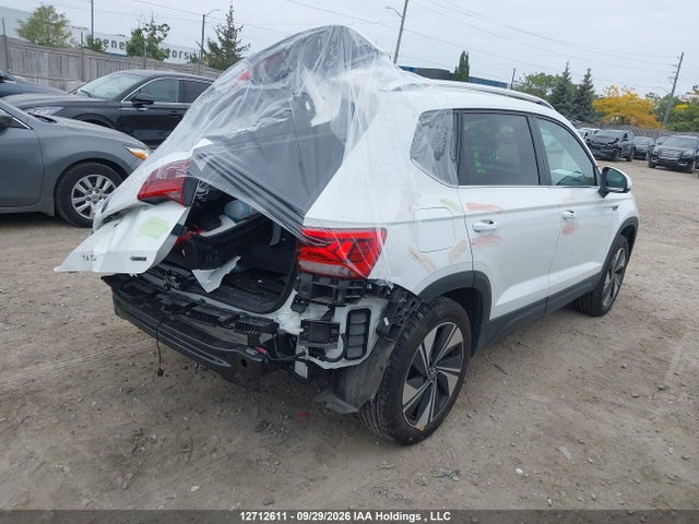 12712611 :رقم المزاد ، 3VV4X7B28RM012588 vin ، 2024 Volkswagen Taos مزاد بيع