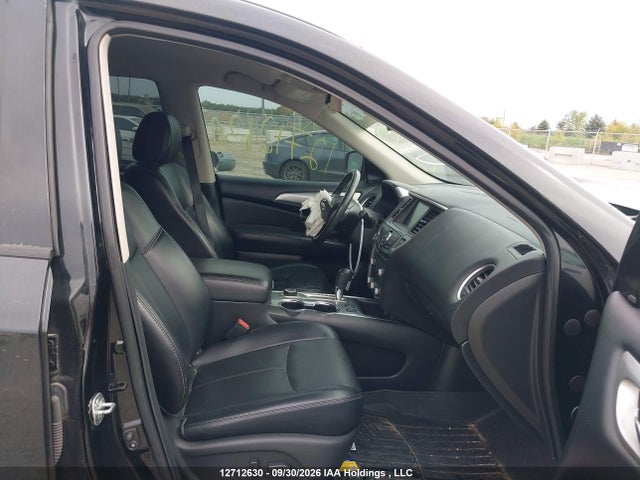 Продажа на аукционе авто 2017 Nissan Pathfinder Platinum/s/sl/sv, vin: 5N1DR2MM9HC692541, номер лота: 12712630