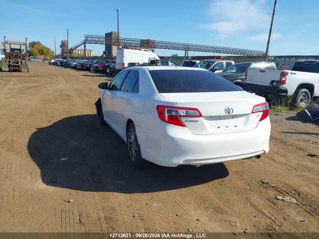 12712631 :رقم المزاد ، 4T1BF1FK1EU313575 vin ، 2014 Toyota Camry Le مزاد بيع