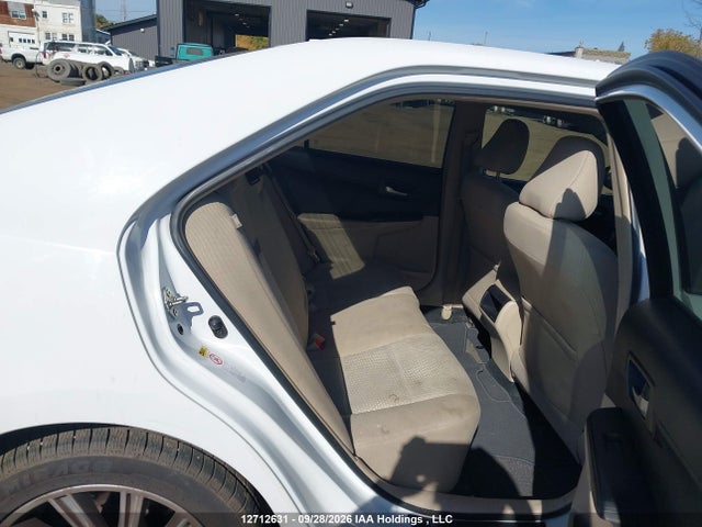 12712631 :رقم المزاد ، 4T1BF1FK1EU313575 vin ، 2014 Toyota Camry Le مزاد بيع
