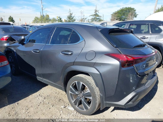Lexus UX 250H 2023 JTHL9JBH4P2070660 Image 14