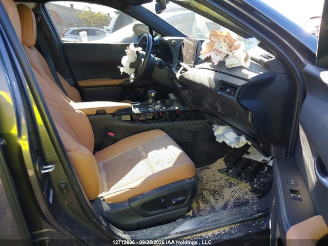 Lexus UX 250H 2023 JTHL9JBH4P2070660 Image 5