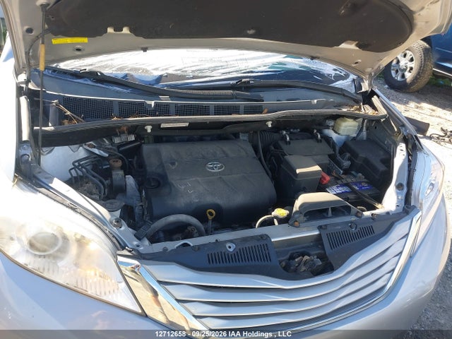 Продаж на аукціоні авто 2015 Toyota Sienna Le 8 Passenger, vin: 5TDKK3DC0FS616280, номер лоту: 12712658
