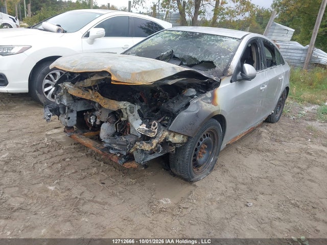 Chevrolet CRUZE LT 2014 1G1PC5SB1E7388204 Image 2