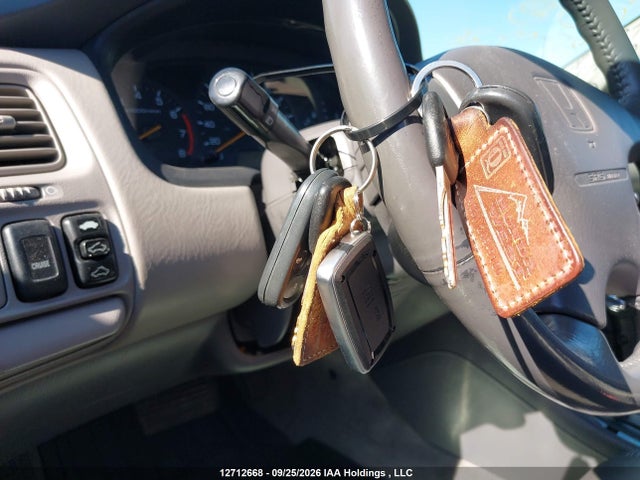 12712668 :رقم المزاد ، 1HGCG1653WA804735 vin ، 1998 Honda Accord Ex V6 مزاد بيع