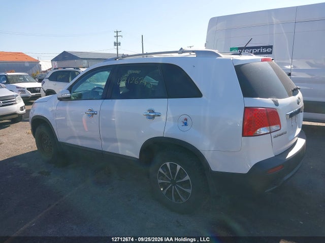 2011 Kia Sorento მანქანა იყიდება აუქციონზე, vin: 5XYKT3A19BG161873, აუქციონის ნომერი: 12712674
