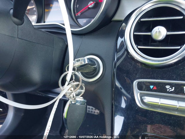 WDDWJ4KB1HF556328 Mercedes-Benz C 300 4matic
