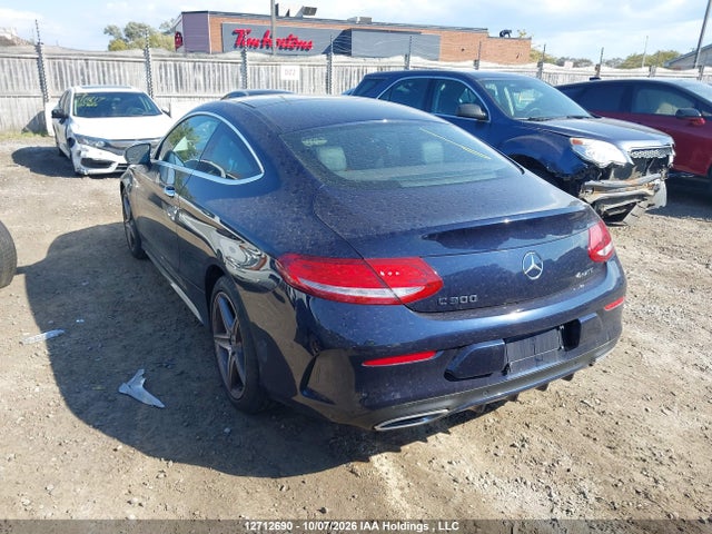 WDDWJ4KB1HF556328 Mercedes-Benz C 300 4matic