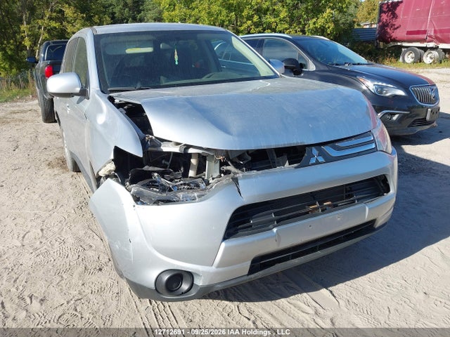JA4AZ2A35EZ602601 Mitsubishi Outlander