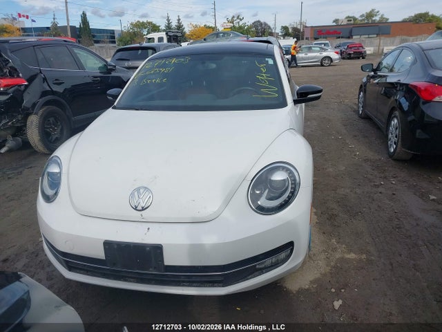 Продажа на аукционе авто 2013 Volkswagen Beetle 2.0t Fender Edition/2.0t Turbo/r-line, vin: 3VWVS7AT2DM675981, номер лота: 12712703