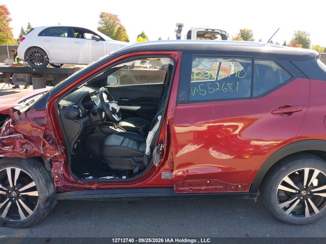 3N1CP5CU6KL552681 Nissan KICKS SR