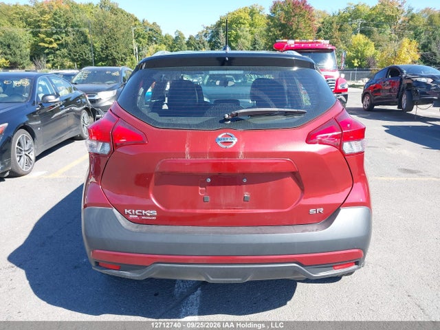 3N1CP5CU6KL552681 Nissan KICKS SR