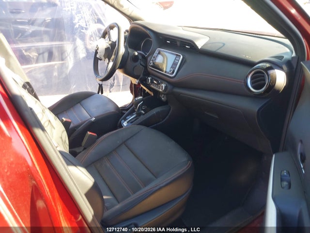 3N1CP5CU6KL552681 Nissan KICKS SR