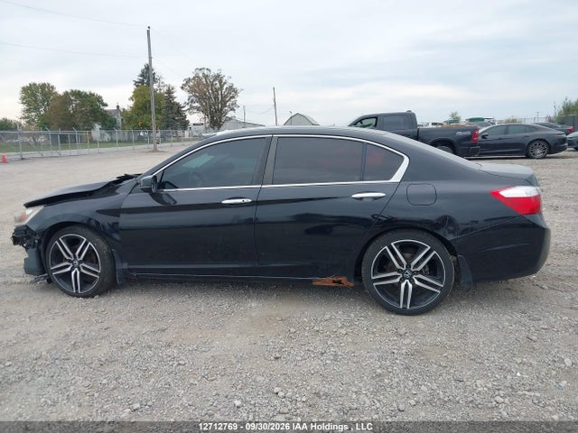 Продаж на аукціоні авто 2015 Honda Accord Touring, vin: 1HGCR2F96FA810743, номер лоту: 12712769