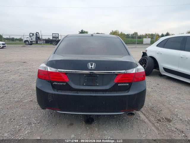 Продаж на аукціоні авто 2015 Honda Accord Touring, vin: 1HGCR2F96FA810743, номер лоту: 12712769