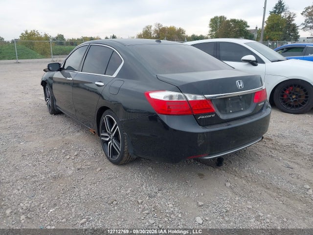 Продаж на аукціоні авто 2015 Honda Accord Touring, vin: 1HGCR2F96FA810743, номер лоту: 12712769