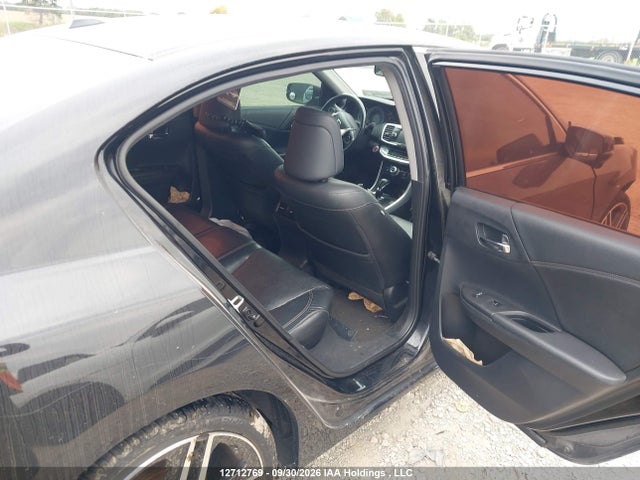 Продаж на аукціоні авто 2015 Honda Accord Touring, vin: 1HGCR2F96FA810743, номер лоту: 12712769