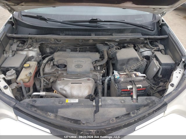 2T3BFREV2HW564837 Toyota RAV4 LE