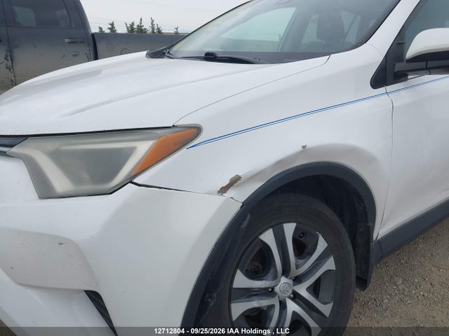 2T3BFREV2HW564837 Toyota RAV4 LE