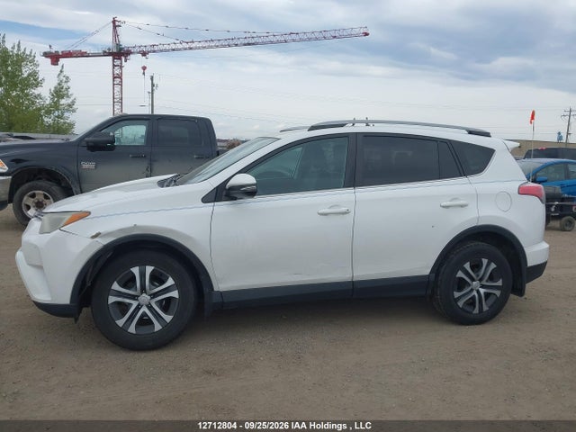 2T3BFREV2HW564837 Toyota RAV4 LE