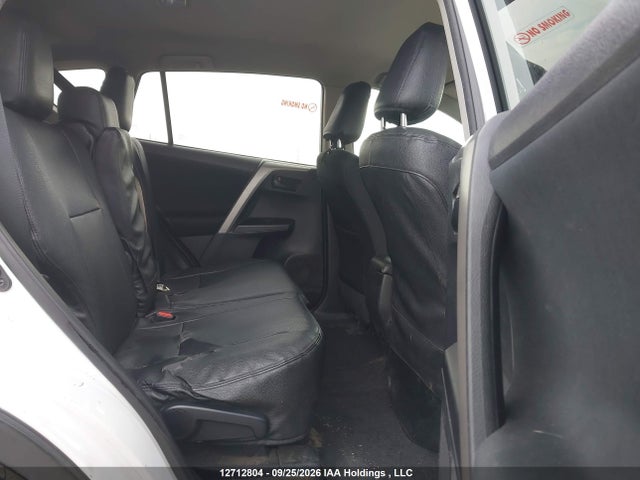 2T3BFREV2HW564837 Toyota RAV4 LE