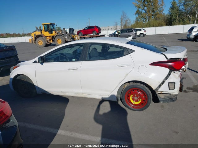 2015 Hyundai Elantra Se/sport/limited მანქანა იყიდება აუქციონზე, vin: KMHDH4AEXFU418879, აუქციონის ნომერი: 12712821
