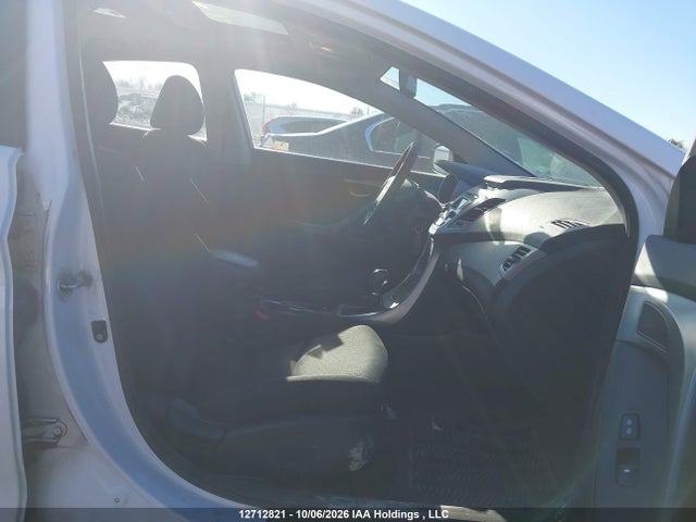 2015 Hyundai Elantra Se/sport/limited მანქანა იყიდება აუქციონზე, vin: KMHDH4AEXFU418879, აუქციონის ნომერი: 12712821