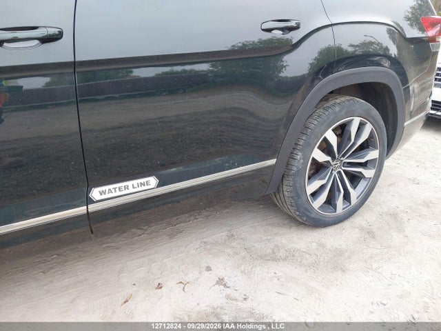 Продажа на аукционе авто 2022 Volkswagen Atlas, vin: 1V2FR2CA4NC515183, номер лота: 12712824