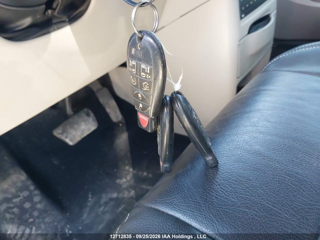12712835 :رقم المزاد ، 2C4RC1CG2CR262559 vin ، 2012 Chrysler Town & Country Touring L مزاد بيع