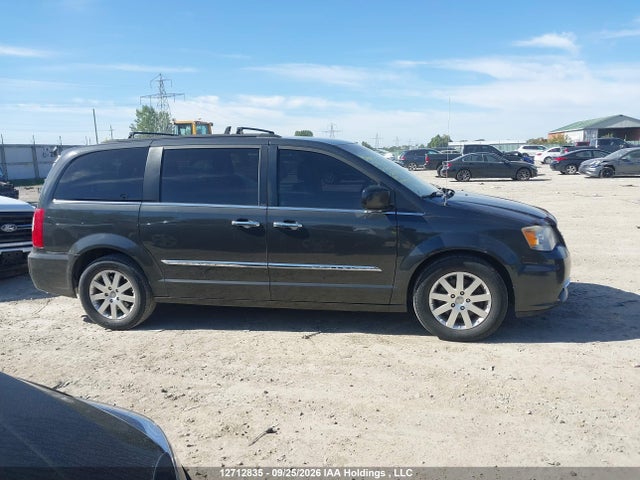 12712835 :رقم المزاد ، 2C4RC1CG2CR262559 vin ، 2012 Chrysler Town & Country Touring L مزاد بيع