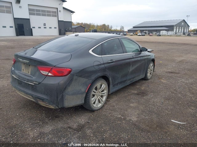 Chrysler 200 Limited 2015 1C3CCCAG9FN740468 Image 4